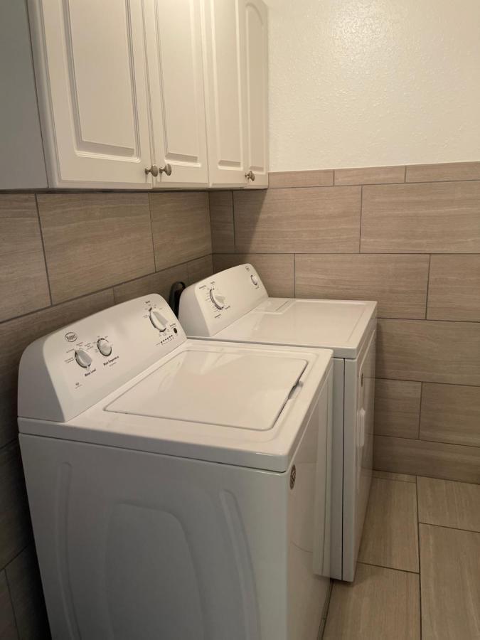 Beautiful Bright & Sparkling 2Bed 1Bath Beach Retreat - Unit 212 Cocoa Beach Luaran gambar